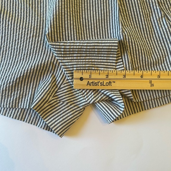 J Crew Seersucker Shorts Size 6 - Picture 3 of 15